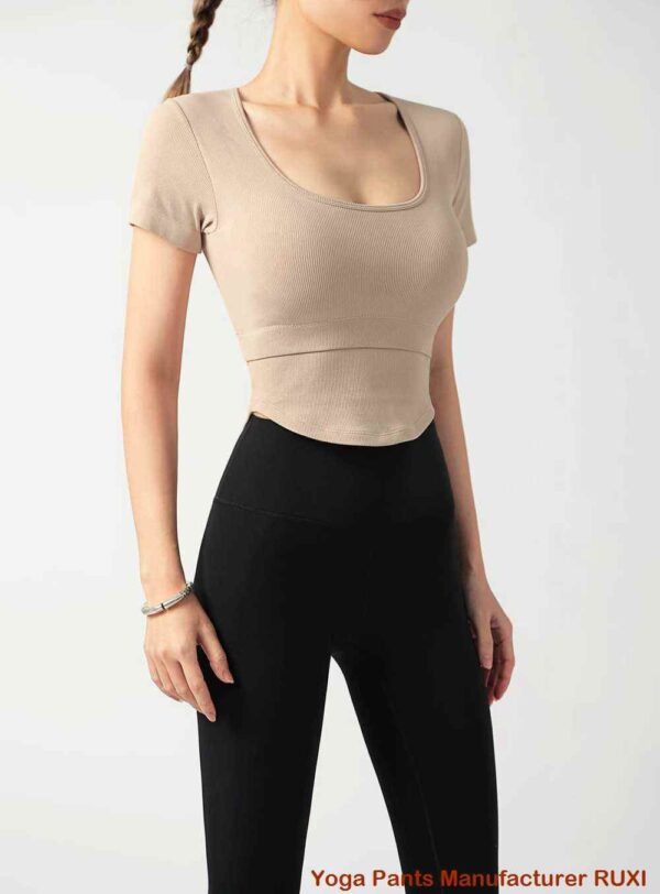 wireless supportive sports bra