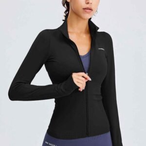 mababang pagtaas ng gym shorts